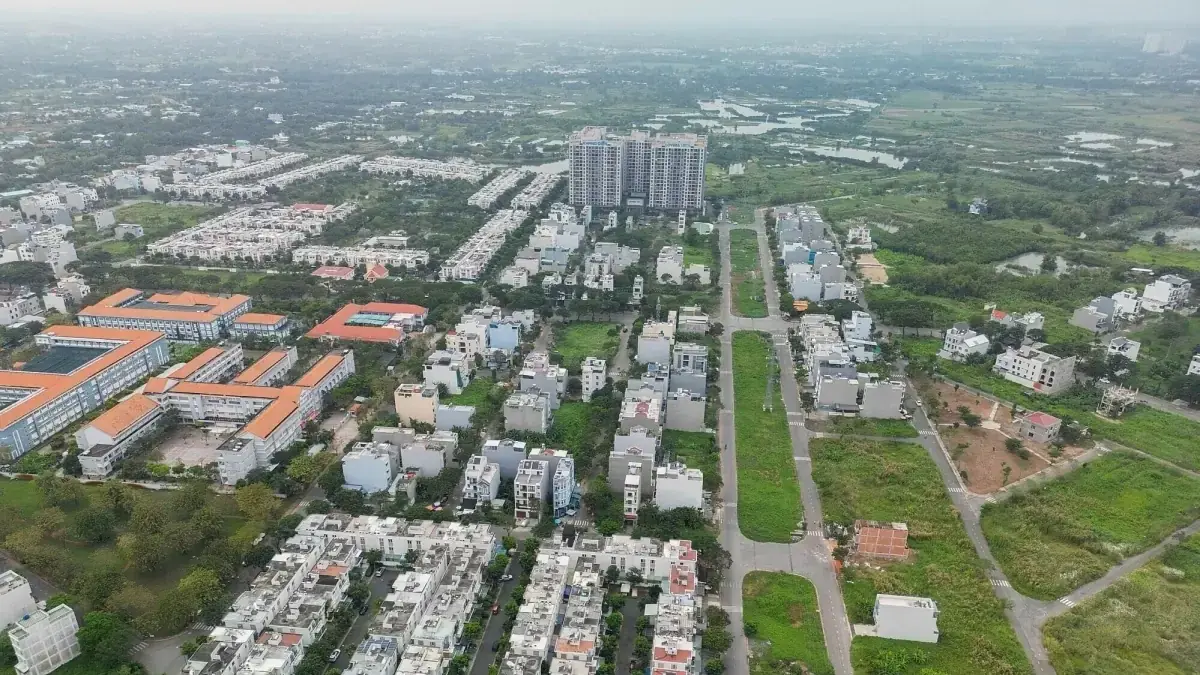 Đất nền hút vốn từ nhóm sở hữu nhà ở